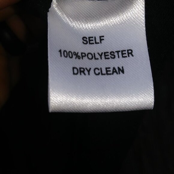 Brandy Melville Black V-Neck Crop Top - Women's - S - Picture 9 of 13